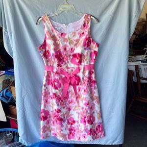 Sleeveless pink abstract spring/summer dress